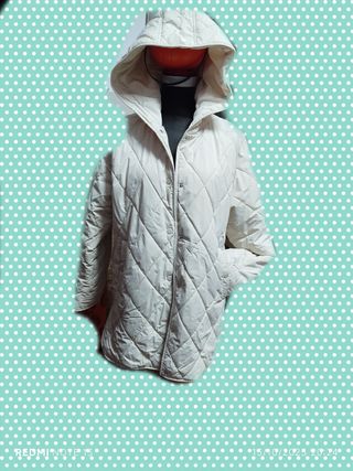 Chaquetón acolchado con capucha