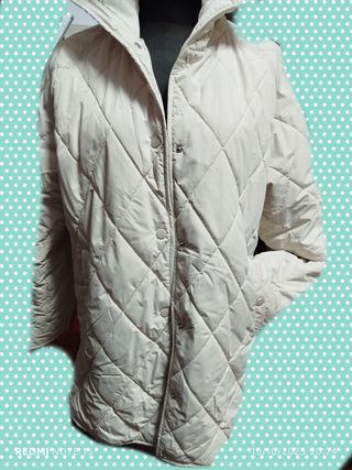 Chaquetón acolchado con capucha