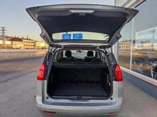 PEUGEOT 5008 1.6 HDi 112 CV Active