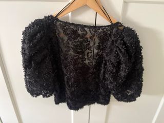 Top Zara Negro Manga Abullonada