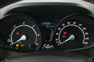 Ford Tourneo Courier 1.5 TDCi Sport