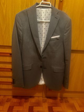 Traje Zara Gris