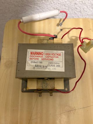 Transformador Microondas DYN-E755