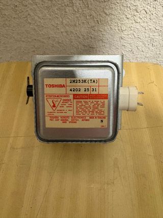 Magnetrón microondas Toshiba 2M253K(TA)