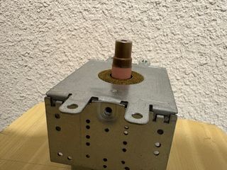Magnetrón microondas Toshiba 2M253K(TA)