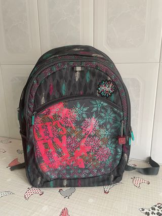 Mochila escolar marca Gabol