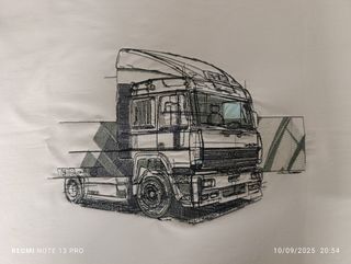 T-shirt personalizzate ricamate