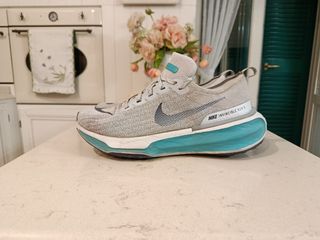 Nike Invincible Run 3 Grigio/Turchese