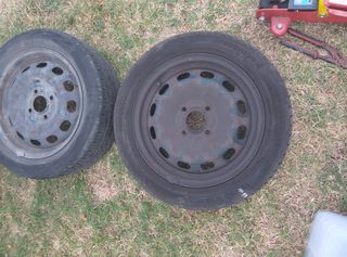 4 LLantas y neumaticos 195/50 r15V