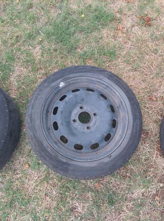 4 LLantas y neumaticos 195/50 r15V