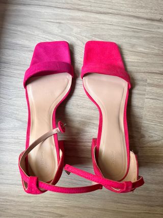 Sandalias de tacón rosa Lefties