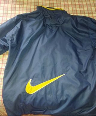 Cortavientos Nike Azul y Amarillo