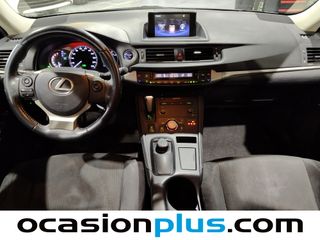 Lexus CT 200h Executive + Navibox 100 kW (136 CV)