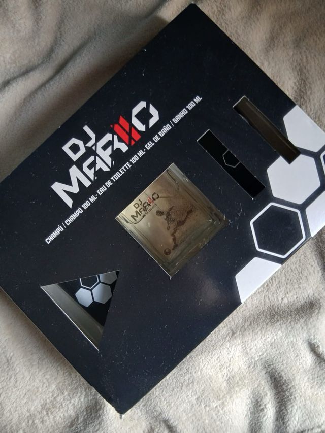 Perfume DJ Mario sin abrir