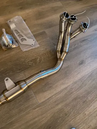 Escape SC Project Yamaha MT09 XSR900 20-24