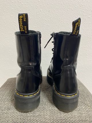 Botas Dr. Martens Negras Plataforma