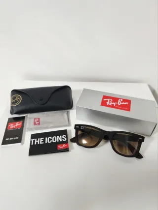 Ray-Ban Wayfarer