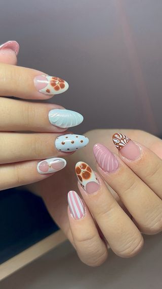 manicurista uñas preciosas