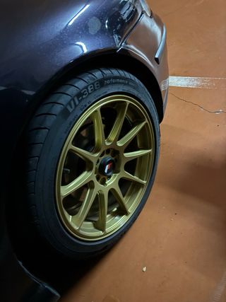 2 Llantas Japan Racing Doradas sin neumáticos