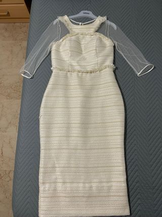 Vestido de fiesta beige y dorado