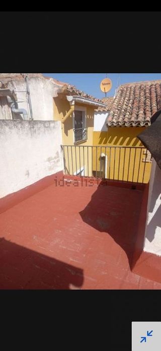 Casa adosada en alquiler en Férez
