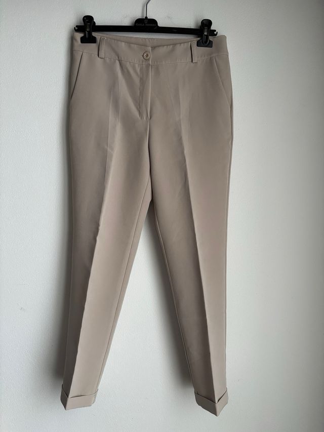 pantaloni donna taglio a sigaretta