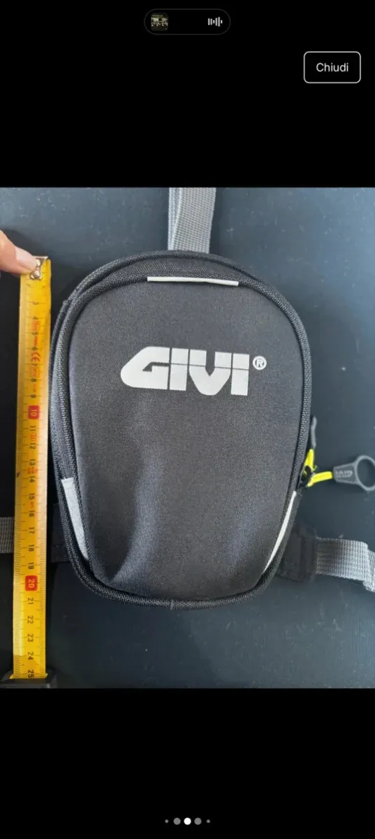 Borsello da gamba GIVI nero