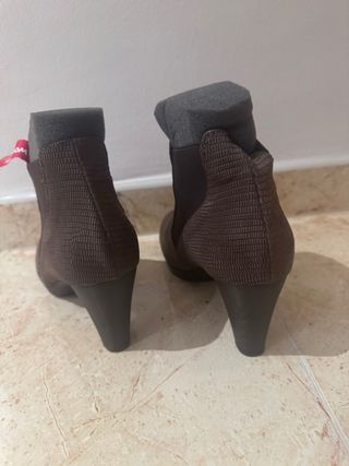 Botines Wonders Marrones Talla 38