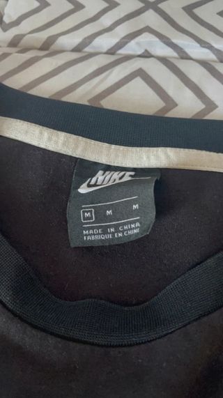 Sudadera Nike Negra sin Capucha