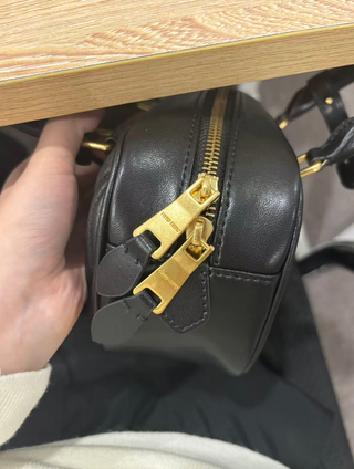 Miu Miu Bolsa Bowling Matelassé Preta