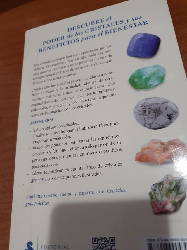 CRISTALES GUÍA PRÁCTICA: Manual fácil para descubrir el poder curativo de los cristales (Spanish Edition)