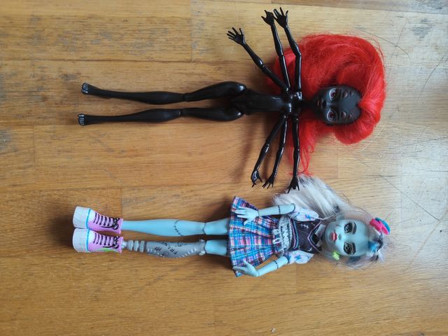 Monster High Muñecas