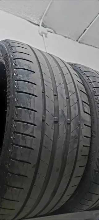 Neumático 255/35 R19 96Y