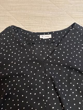 Camicetta nera pois bianchi