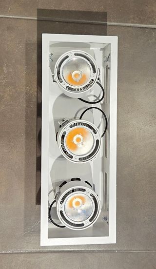 06 Lampade da ufficio incasso metallo