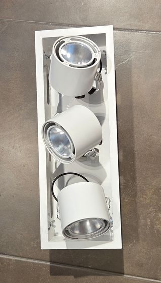 06 Lampade da ufficio incasso metallo