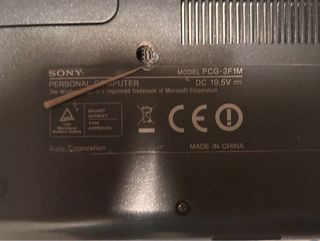 Portátil Sony Vaio modelo VGN-FW31J