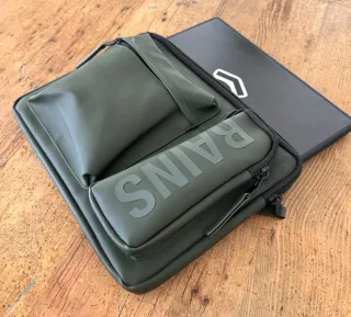 MacBook Pro 14 negro espacial 