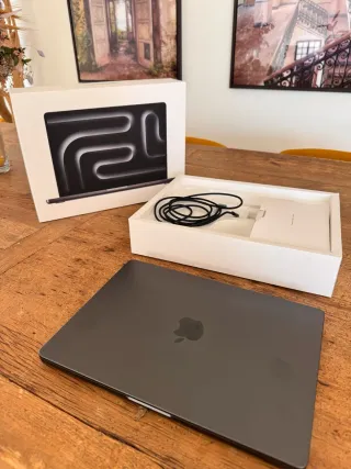 MacBook Pro 14 negro espacial 