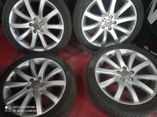 Llantas Audi 18y grupoVag con neumáticos 
