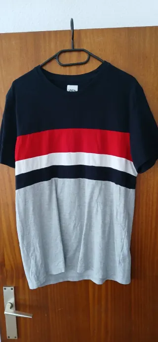 Camiseta ZARA Tiras Color Negro, Gris, Rojo, Blanc