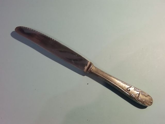 Cuchillo antiguo mango alpaca