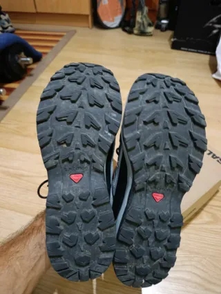 Salomon Gore-Tex Talla 42 Nuevas