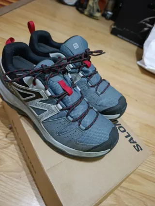 Salomon Gore-Tex Talla 42 Nuevas