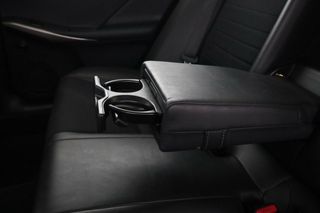 Lexus IS 300h F SPORT