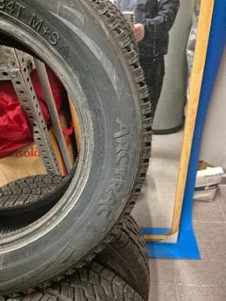 Neumáticos 175/70 R14 84T M+S