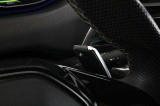Peugeot 3008 1.6 Hybrid 225 Allure