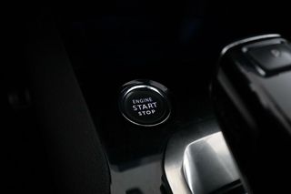 Peugeot 3008 1.6 Hybrid 225 Allure