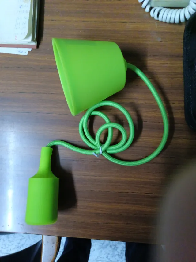 Portalámparas verde de silicona