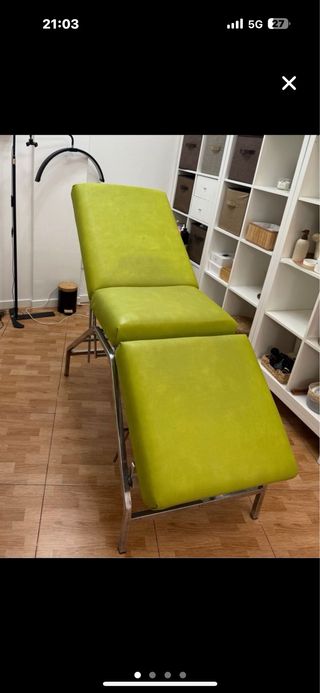 Camilla de estética profesional – como nueva